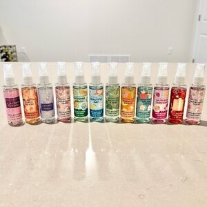 Bath & Body Works 12pc Hand Sanitizers Lot Spray Bundle 1oz Mixed Scents